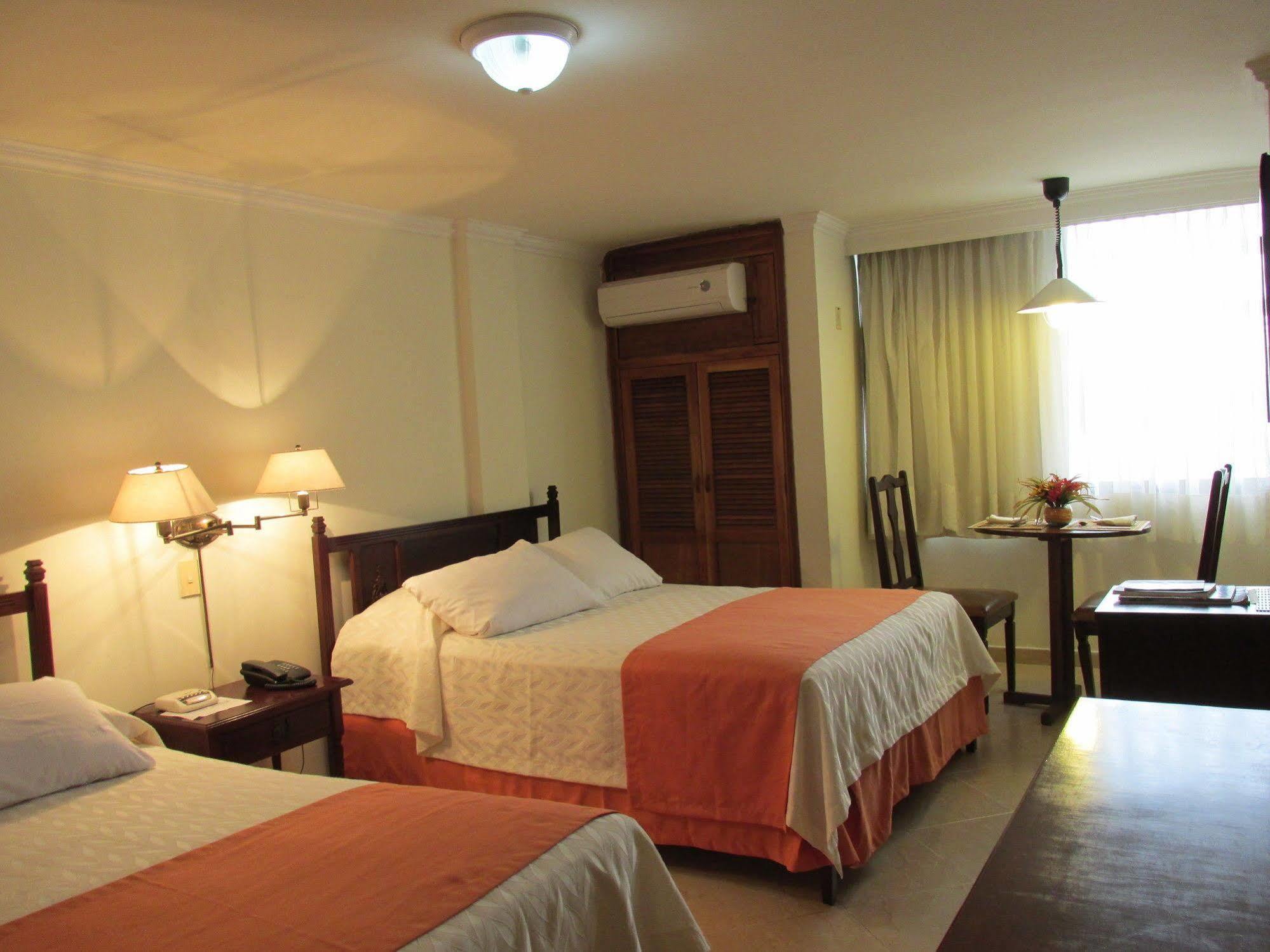Hotel Majestic Barranquilla  Exteriér fotografie